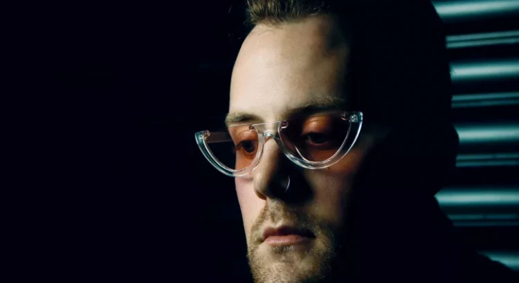 I will be your creative designer for bespoke, tailor-made album artwork