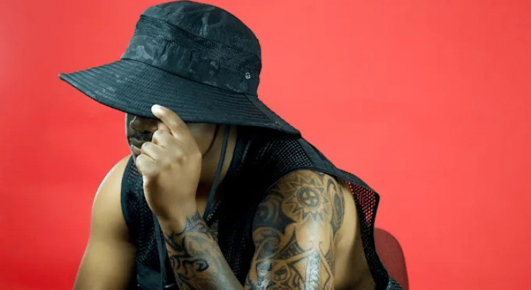 I will make versatile pro rap feature