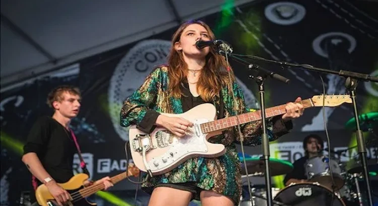 I will female singer podcast radio jingle advertisement intro and outro theme song dj