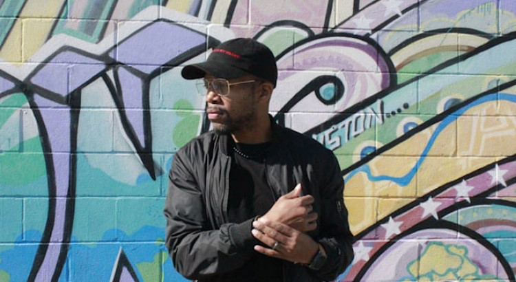 I will record an 8 bar rap verse or hook