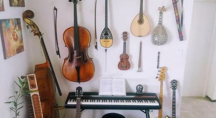 I will Custom Music Composition, Arrangements & Collaborations – Pro Sound, Pro Quality