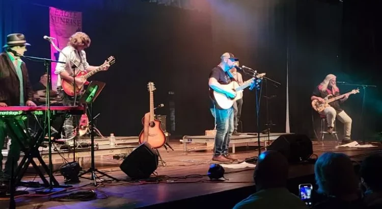 I will Smooth Male Vocals with a Wide Range