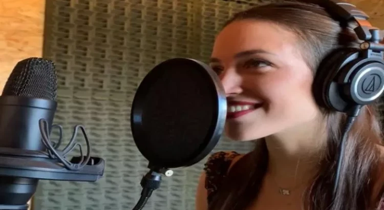 I will Female Vocalist & Session Singer