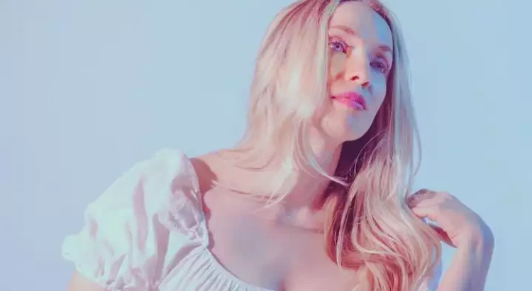 I will FULL VOCALS Lead, Harmonies, BG + Ad Libs