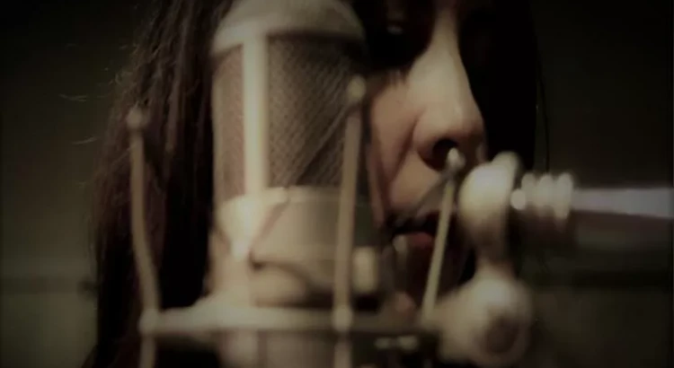 I will LATIN/SPANISH PROFESSIONAL TOPLINE WRITING MELODY & LYRICS