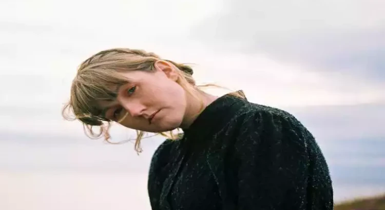 I will Female Topline Vocal & song production - vocal melody